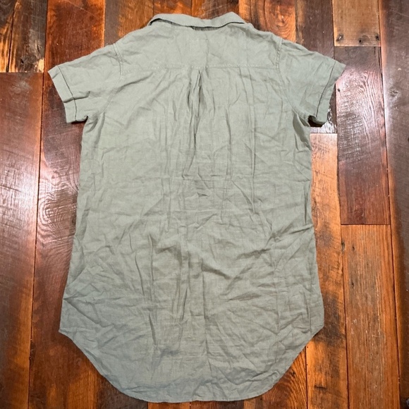 Rails Olive Green Button Down Shirt Size Large Lightweight Casual Top - Picture 2 of 5